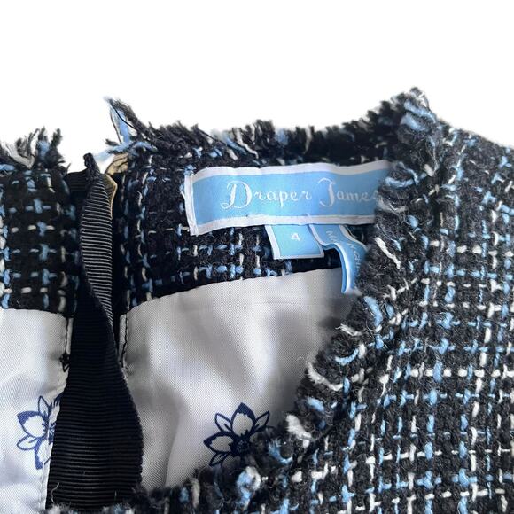 Draper James Black Blue Tweed Short Sleeve Gold Button Top Size 4 - Picture 2 of 7